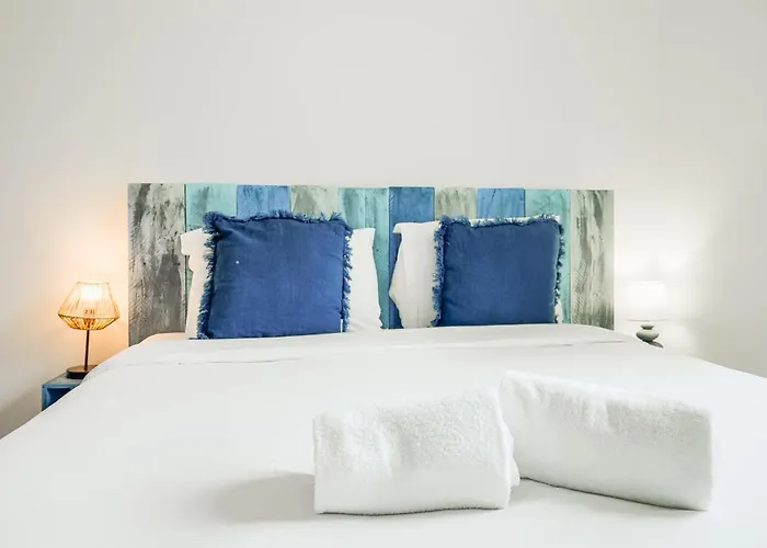 - A Deux Pas De La Apartment