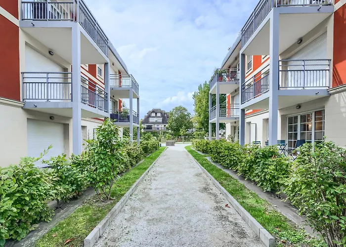 - A Deux Pas De La * Benerville-sur-Mer